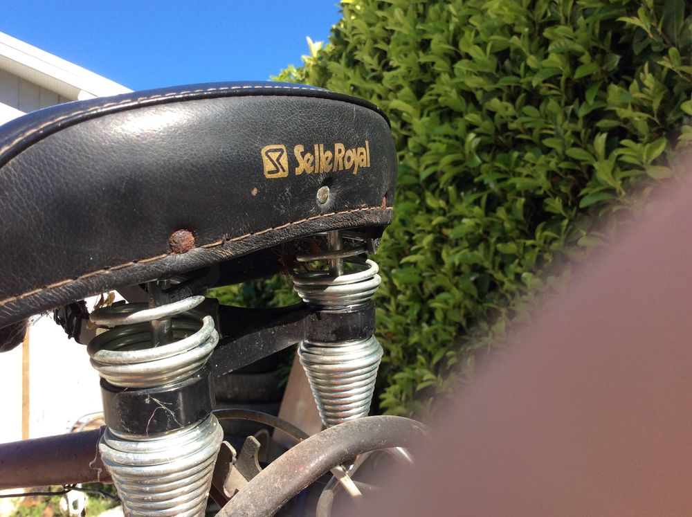 V&eacute;lo de ville 28 pouces Vélos