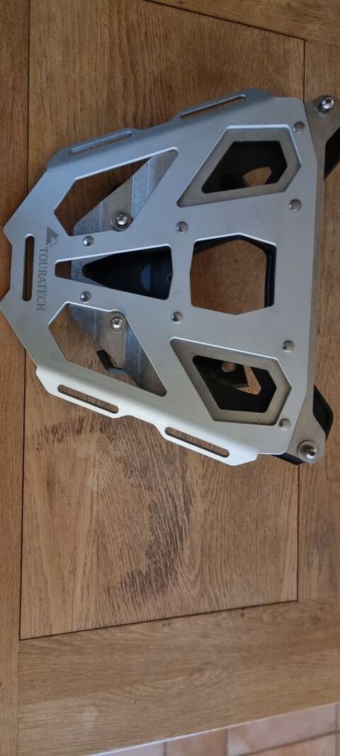 Pi&egrave;ces et &eacute;quipements Moto - Scooter - Quad Pi&egrave;ces et &eacute;quipements Moto - Scooter - Quad  occasion Ch&acirc;teauneuf-Grasse 06740