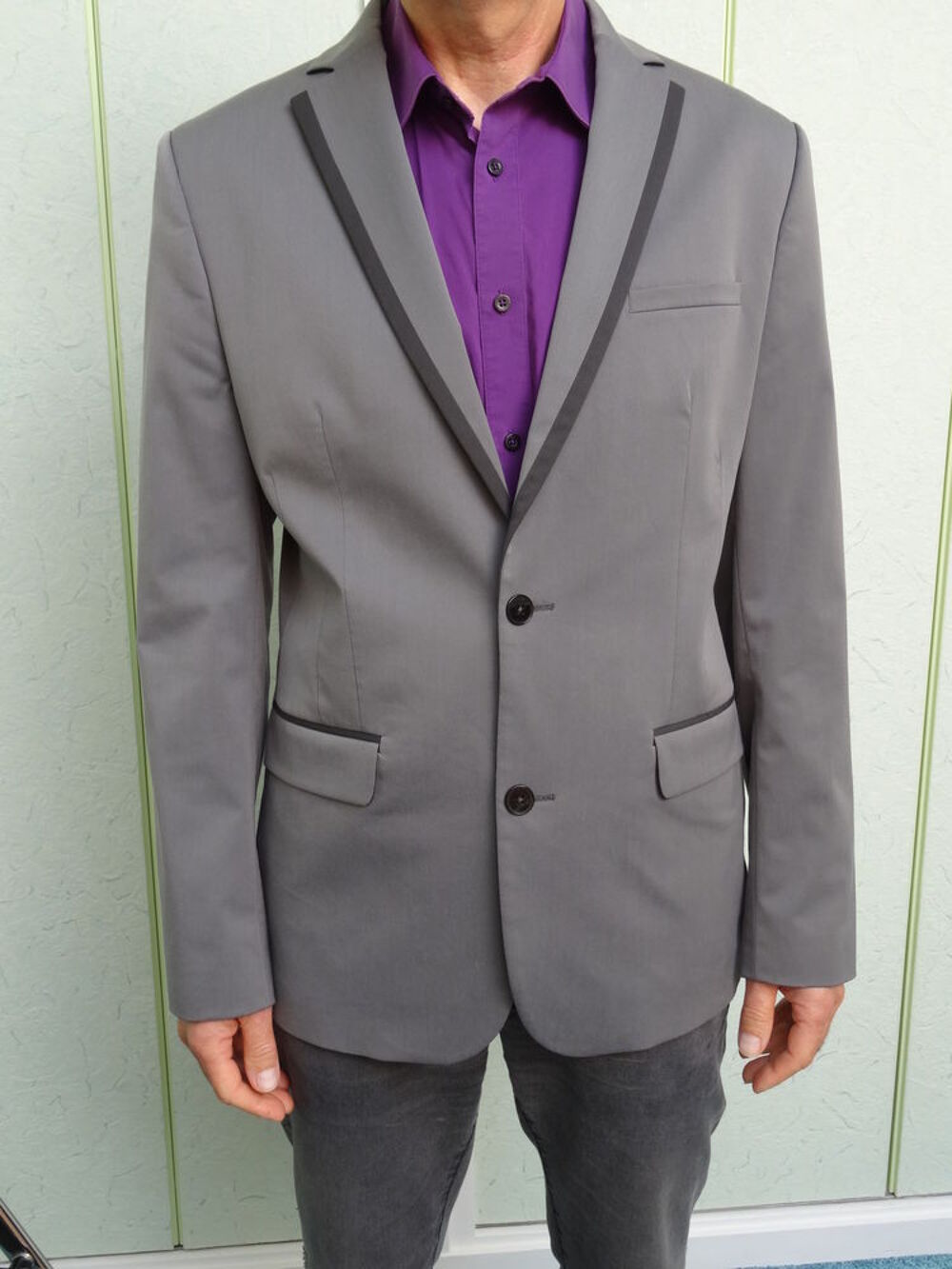 Veste Homme grise &agrave; revers contrast&eacute;s TL Vêtements