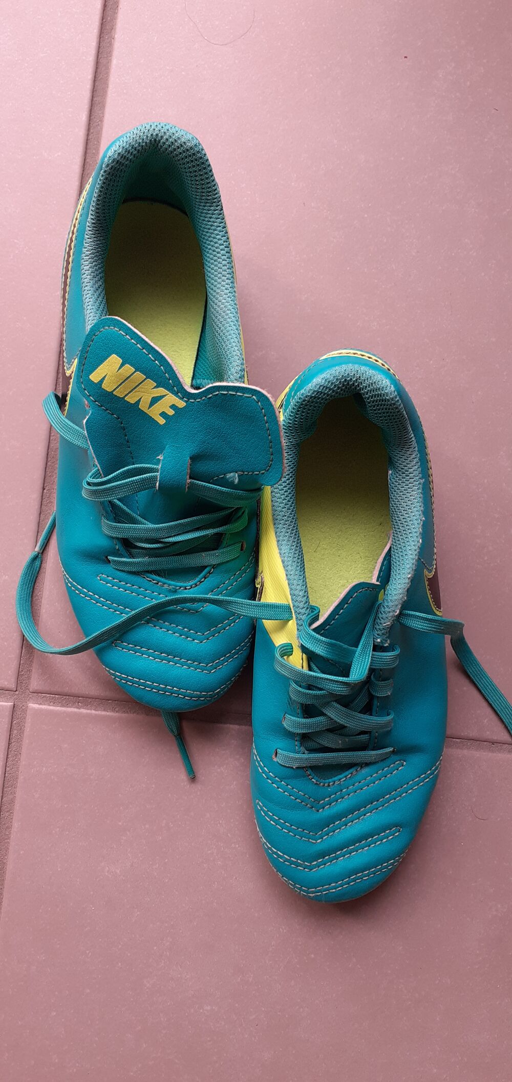 chaussures foot Chaussures