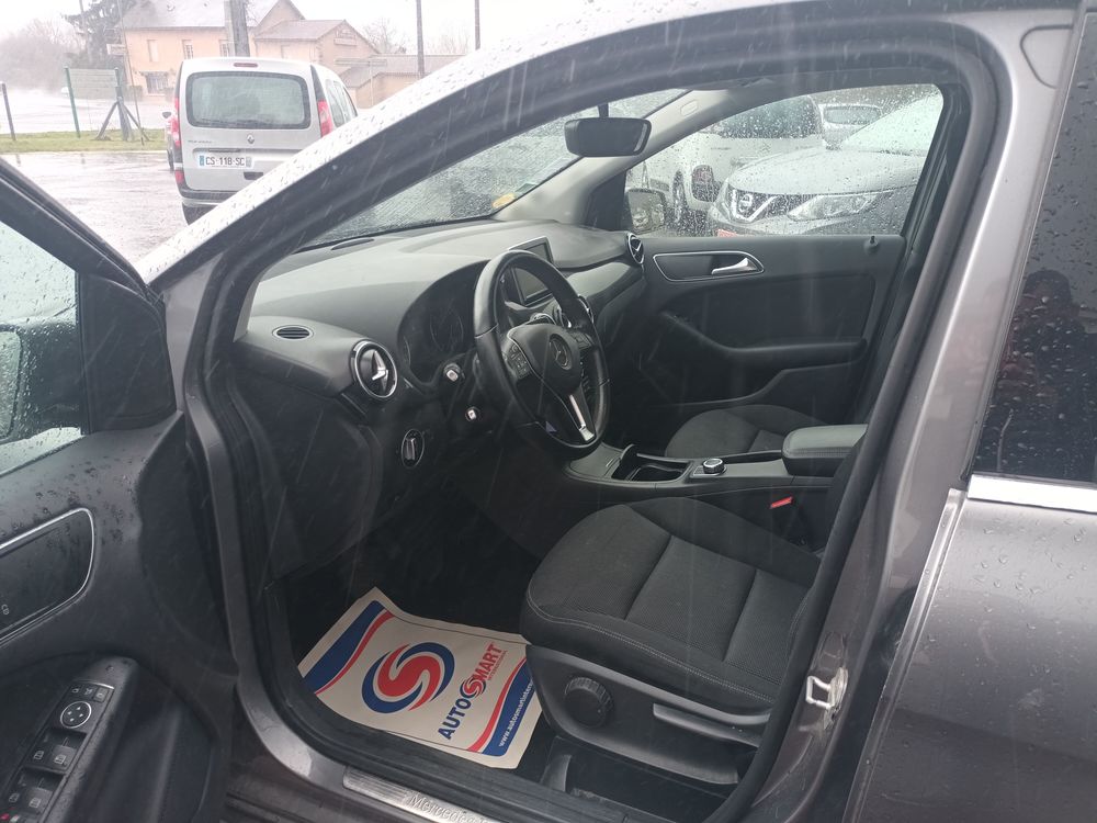 Classe B 180 CDI BlueEFFICIENCY Business Executive 7-G DCT A 2013 occasion 86600 Coulombiers