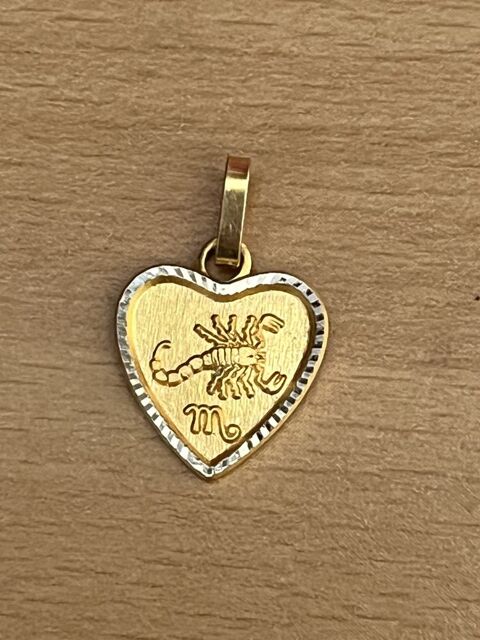 Médaille pendentif Scorpion plaqué or c?ur 1.2 cm
Signe zodi 16 Saint-Prix (95)