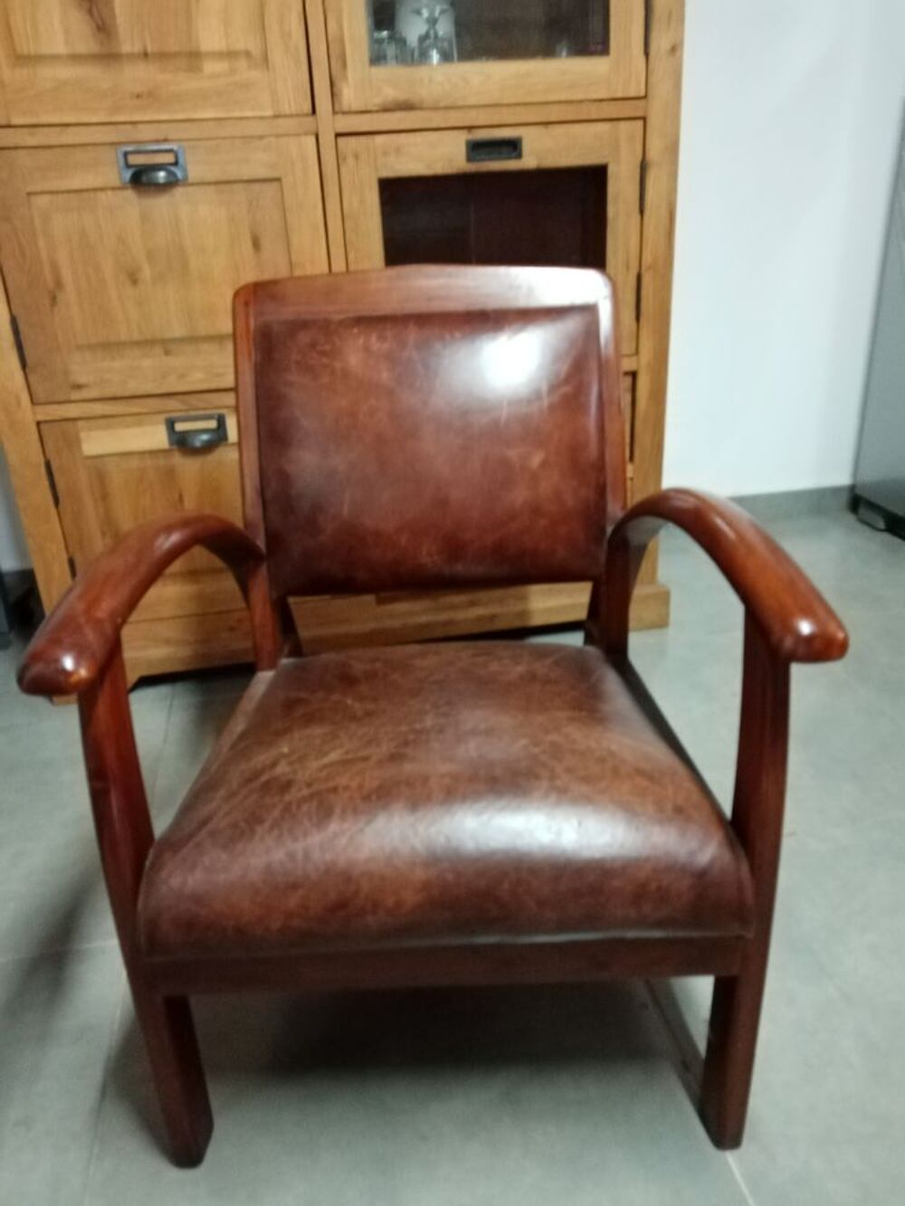 fauteuil style "colonial". Décoration
