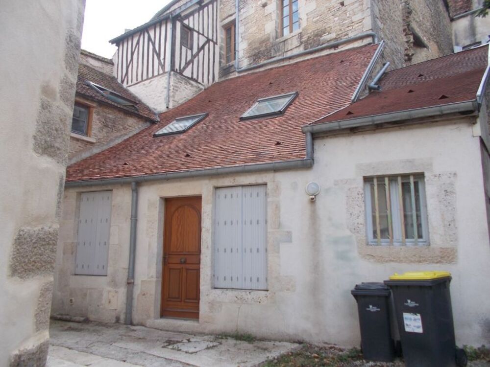 Location Maison petite maison de ville dans coin trs calme Chtillon-sur-seine