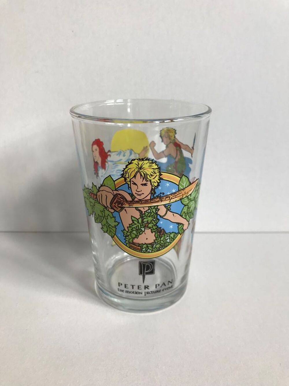Ancien verre Peter Pan, Amora Cuisine