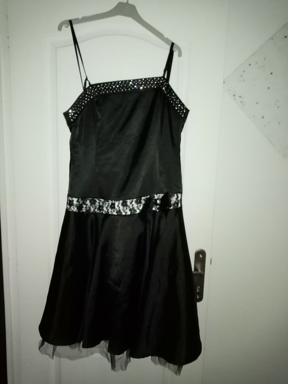 Robe de soir&eacute;e Vêtements