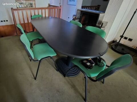 table et chaises 300 Perpignan (66)