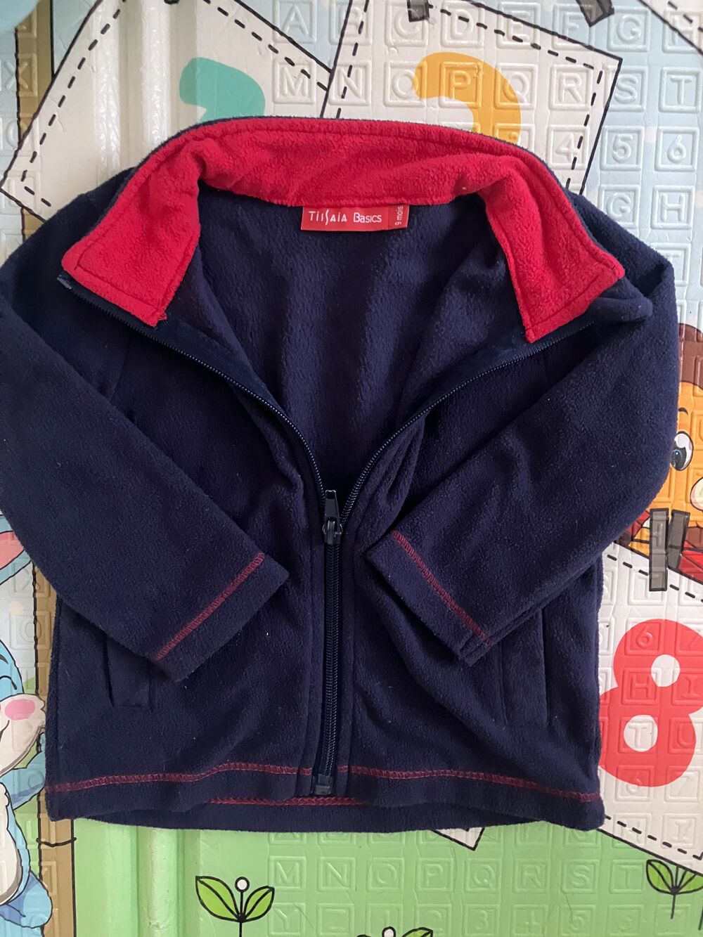 veste polaire Tissaia taille 9 mois Vêtements enfants