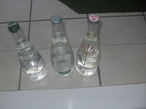 3 bouteilles de collection 29 Saint-Germain-au-Mont-d'Or (69)