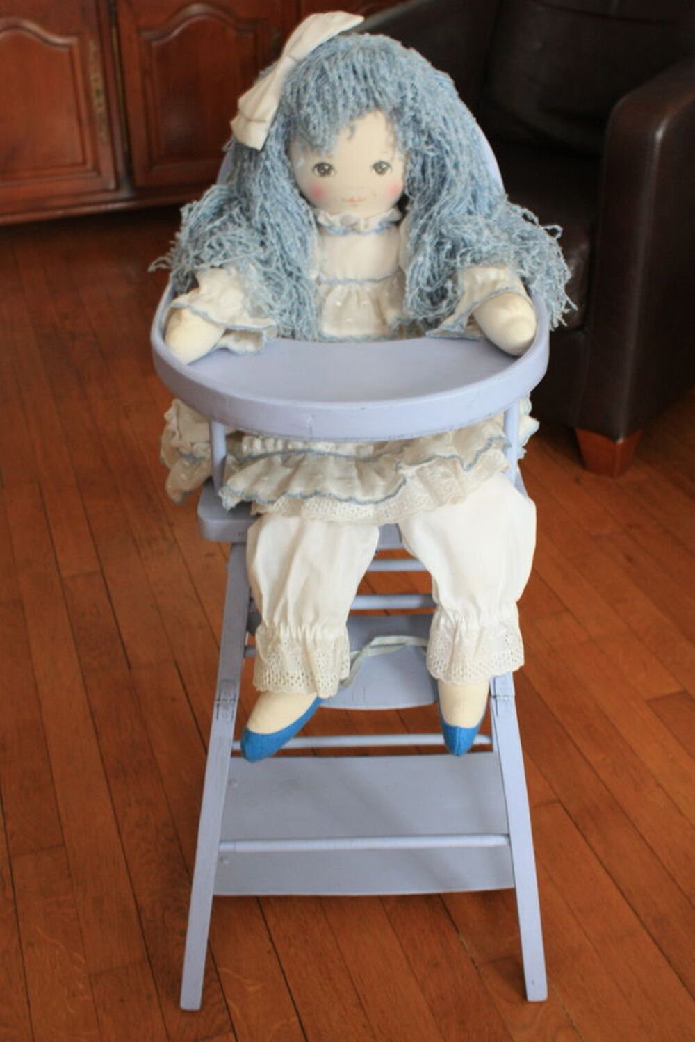chaise avec poup&eacute;e Jeux / jouets