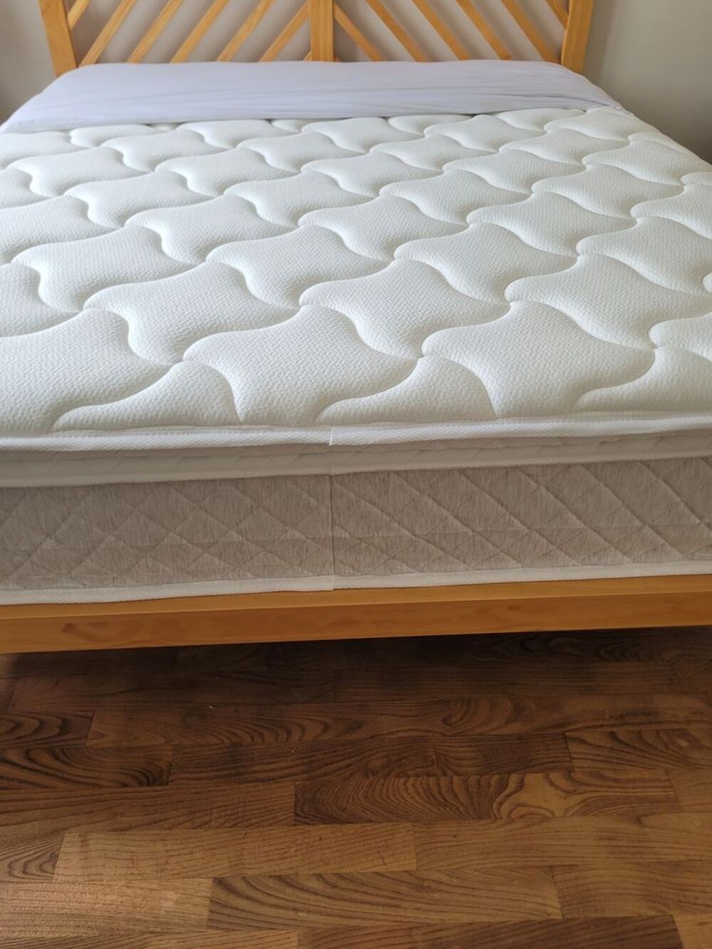 Ensemble Hypnia lit pin massif 160 X 200 cm + matelas 2 en 1 Meubles