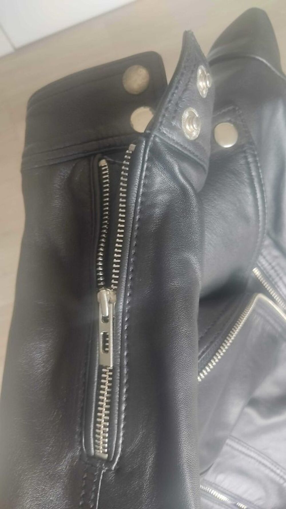 Blouson ''Perfecto'' Neuf Taille :S Vêtements