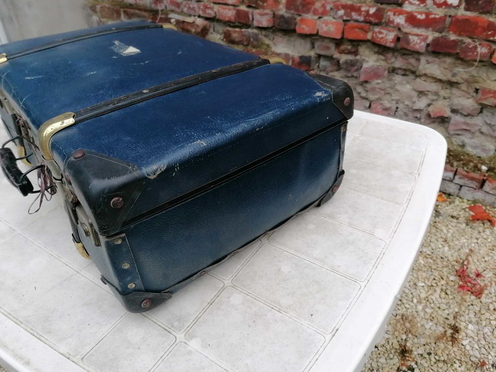Valise ancienne D�coration