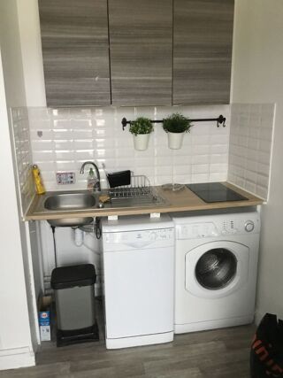  Appartement à louer 1 pièce 35 m²