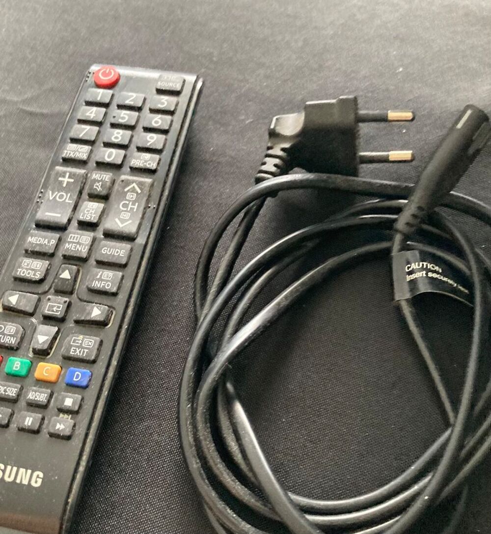 T&eacute;l&eacute;vision led hd Photos/Video/TV