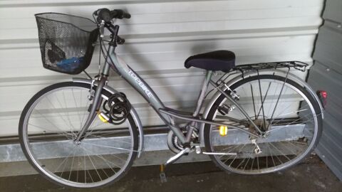 Velo femme avec panier shop