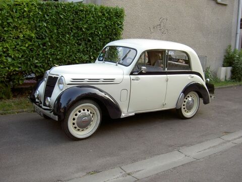 Renault Divers Juvaquatre AEB3 Grand Luxe 1939 occasion Gournay-sur-Marne 93460