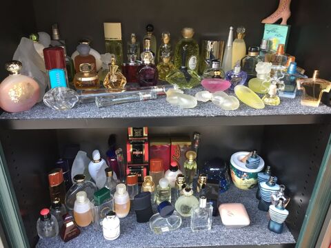 importante collection de flacons de parfums vides  200 Grenoble (38)