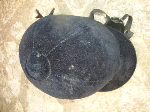 Bombe en velours d'quitation 15 Nimes (30)