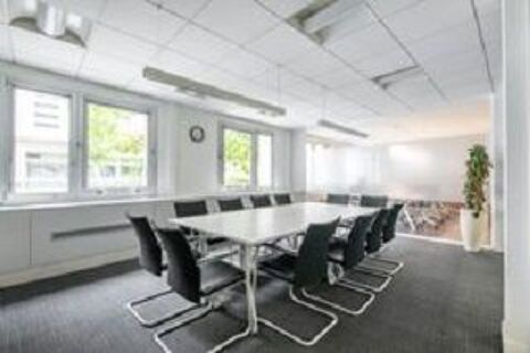 Espaces de bureau professionnels &agrave; Paris Pont de Neuilly 195  aux conditions int&eacute;gralement flexibles 2621 92200 Neuilly-sur-seine