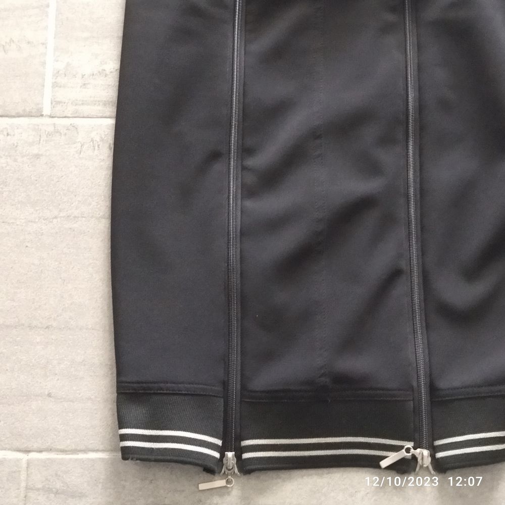 Robe courte bretelles zipp&eacute;e Vêtements