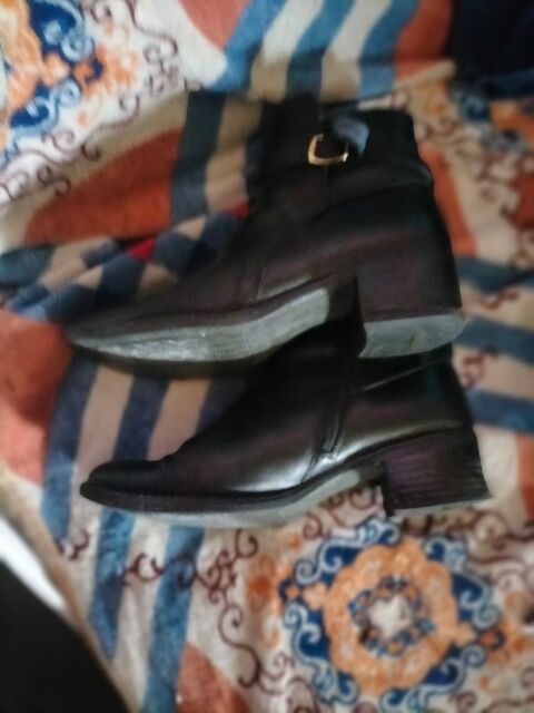 Boots cuir pointure 37 trs bon tat 14 Cachan (94)