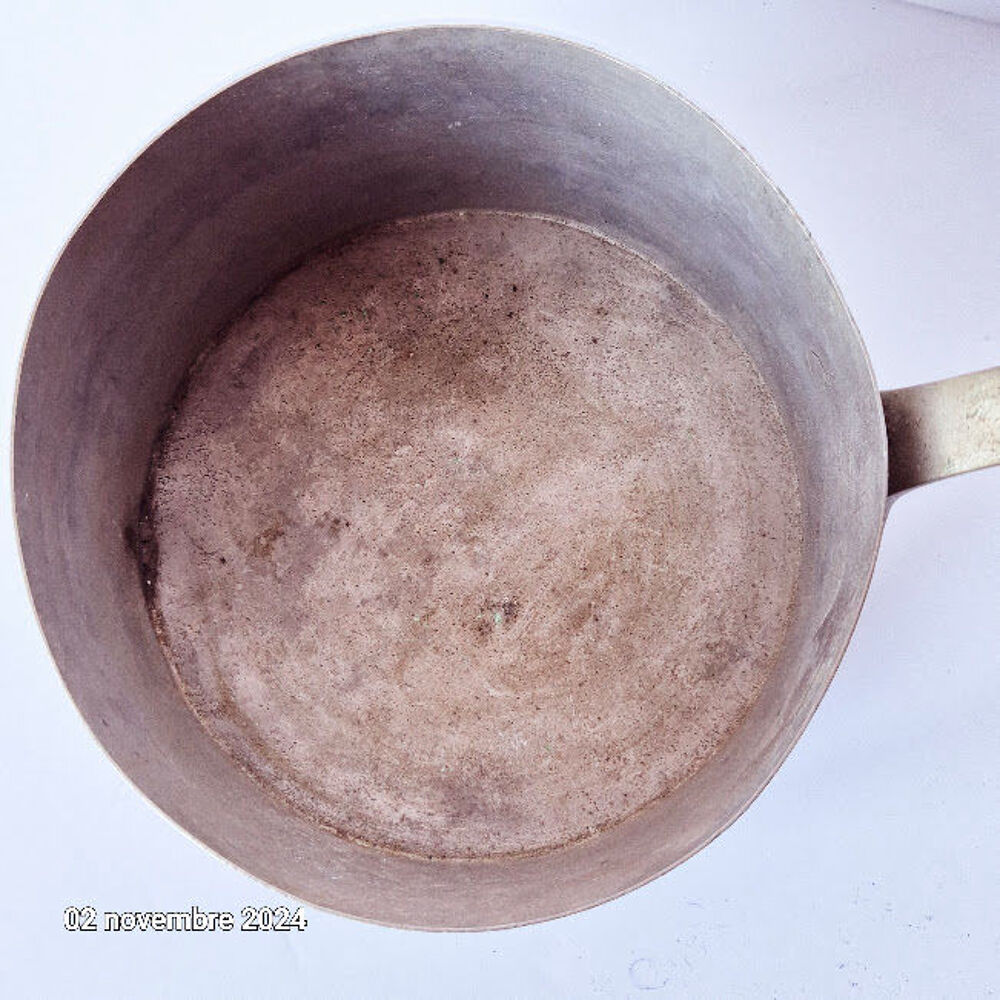 Casserole artisanale vintage en inox pure avec manche en lai Cuisine