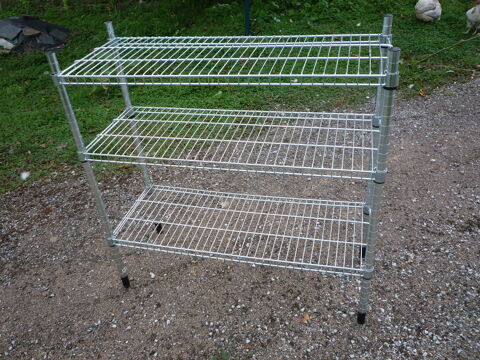 Etag�re m�tallique
35 Castres (81)