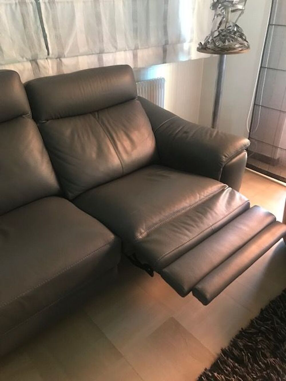 Canap&eacute; cuir 2 places Poltron et Sofa Meubles