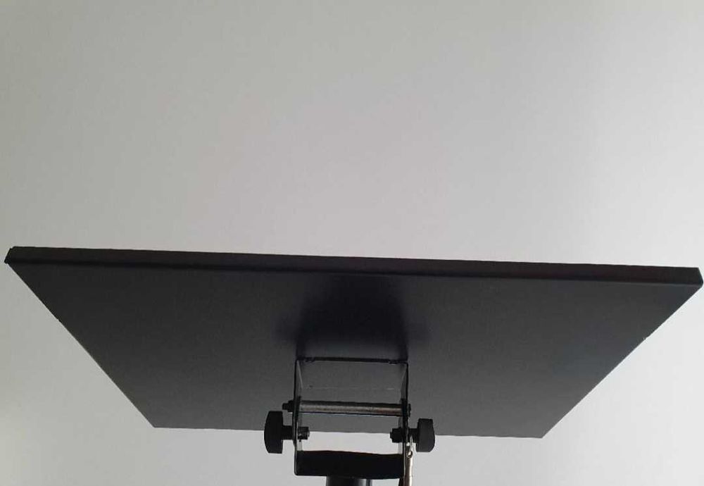 Support de PC Portable/ Tablette pour r&eacute;gie DJ Audio et hifi