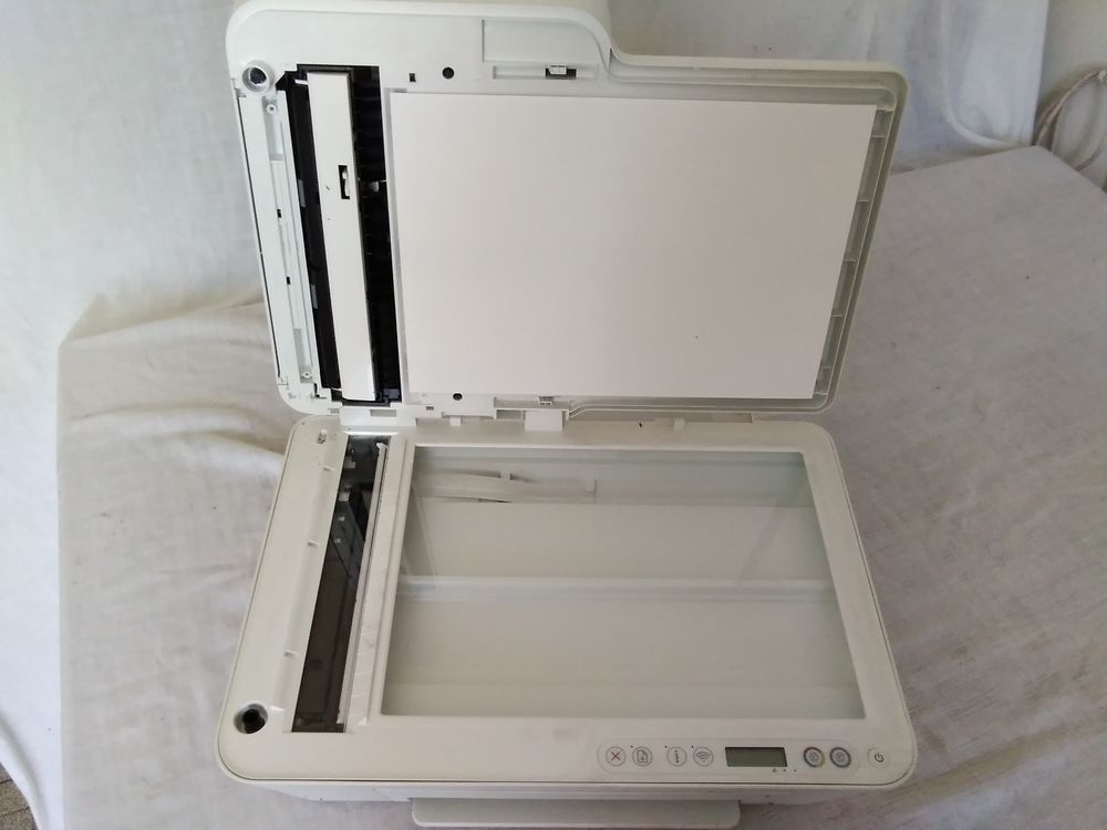 Imprimante DeskJet PLUS 4110 Photos/Video/TV