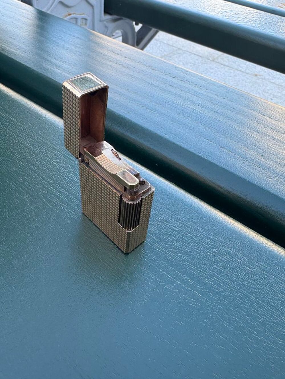 Briquet Dupont 
Maroquinerie