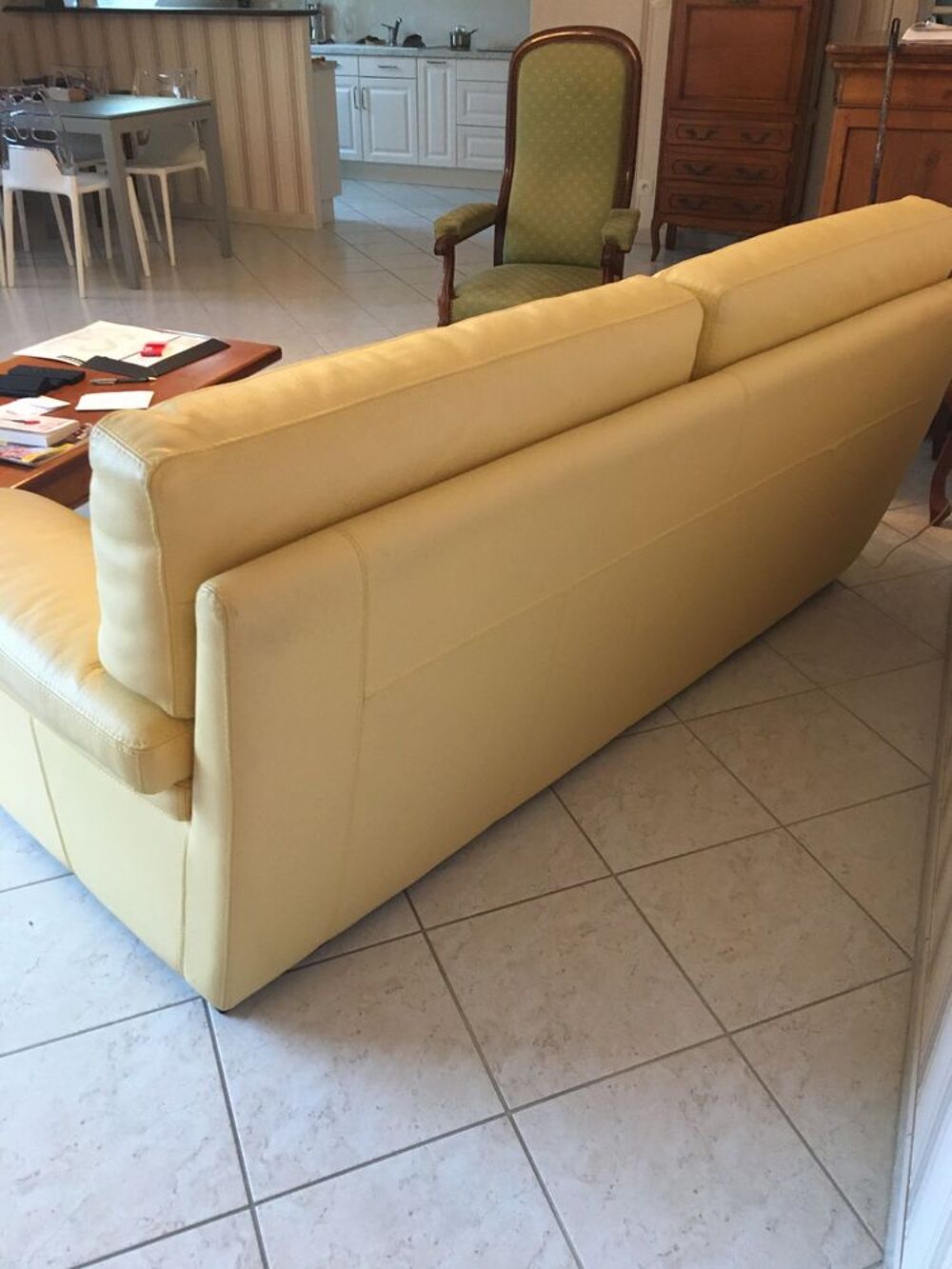 Canap&eacute; cuir Meubles