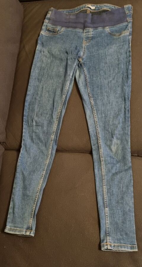 Jeans de grossesse taille 40 ? Gémo 6 Aix-les-Bains (73)