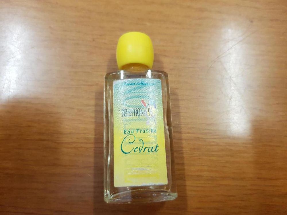 miniatures de parfum Yves ROCHER 
