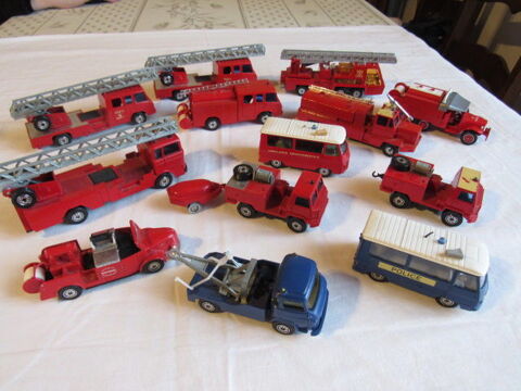 Lot de 13 camions de pompier 40 Sancergues (18)
