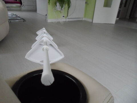 SERVITEUR DE DOUCHE 15 �tival-Clairefontaine (88)