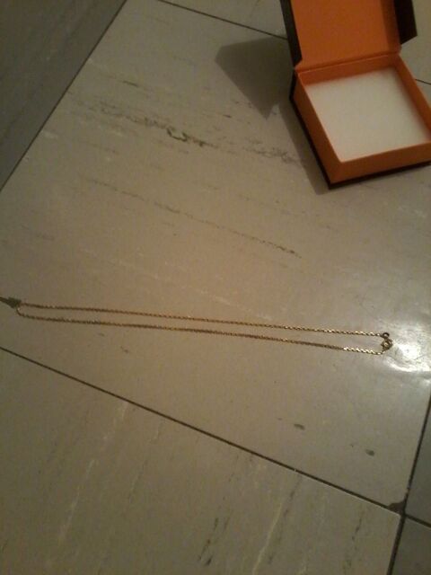 Cha�ne plaqu� or pour femme neuve dans bo�te 25 Tourcoing (59)