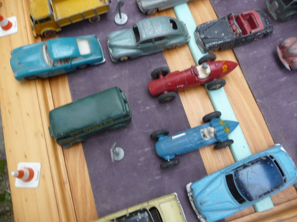 dinky toys Jeux / jouets
