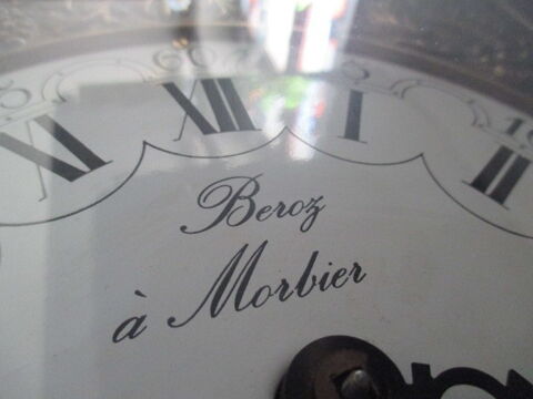 BELLE HORLOGE COMTOISE MERISIER    BEROZ A MORBIER  . 100 Uckange (57)