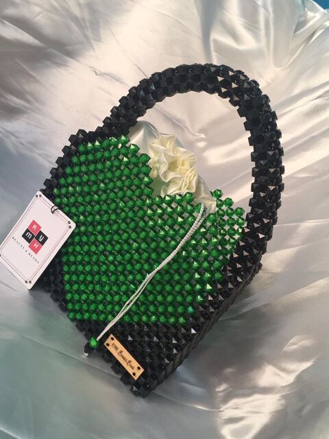  sac en perle fait � la main 60 Mantes-la-Ville (78)