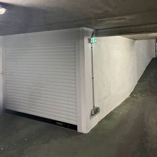  Parking / Garage  vendre 11 m