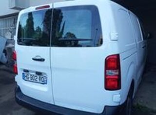 Vivaro VIVARO CA FIXE L2 1.5 DIESEL 120 CH PACK CLIM 2019 occasion 78210 Saint-Cyr-l'&Eacute;cole