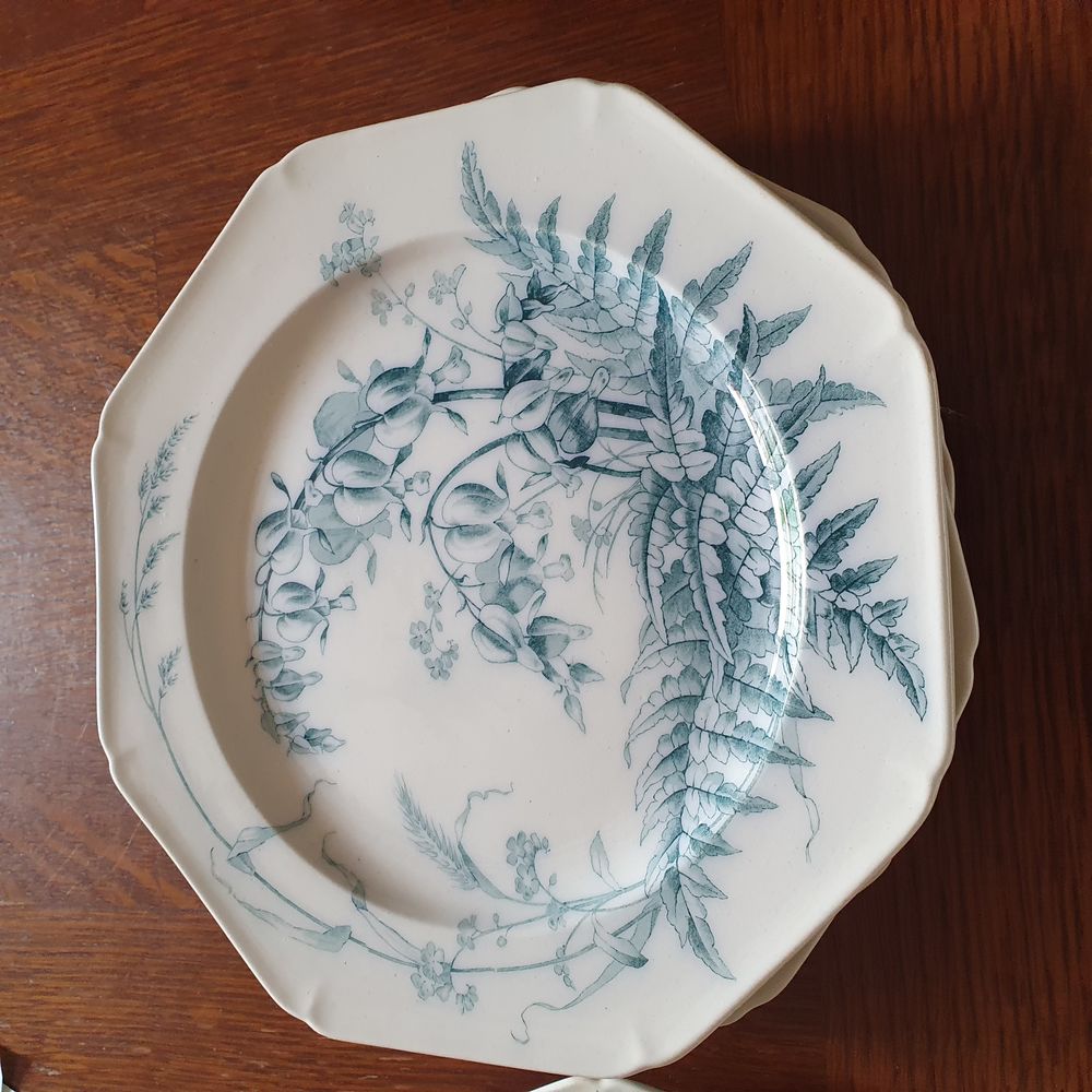 service de vaisselle en faience Paul Souli&eacute; Bordeaux Cuisine