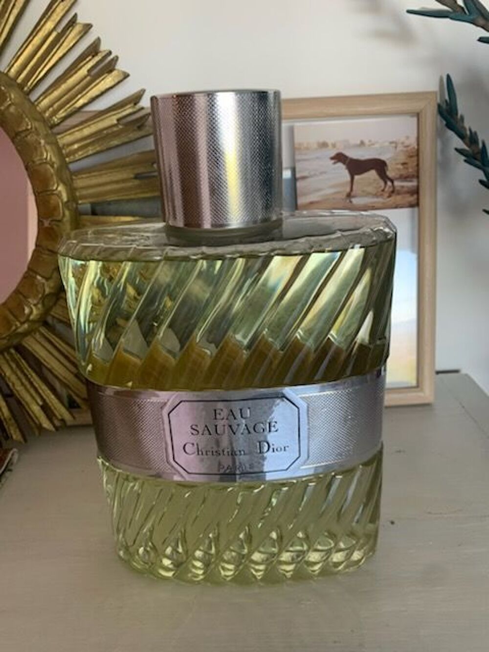 FLACON GEANT FACTICE DE PARFUM Décoration