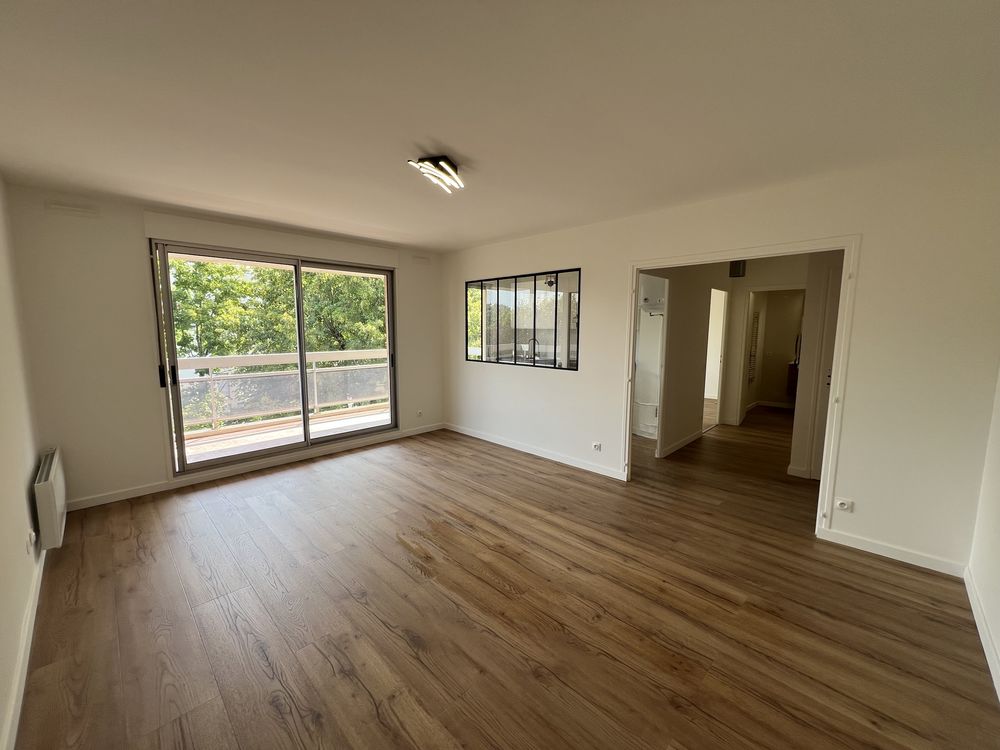 Vente Appartement T2 48 m² + Balcon + 11 m² / 4/4 étages Tassin-la-Demi-Lune Tassin-la-demi-lune