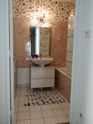  Appartement à louer 3 pièces 64 m² Angers