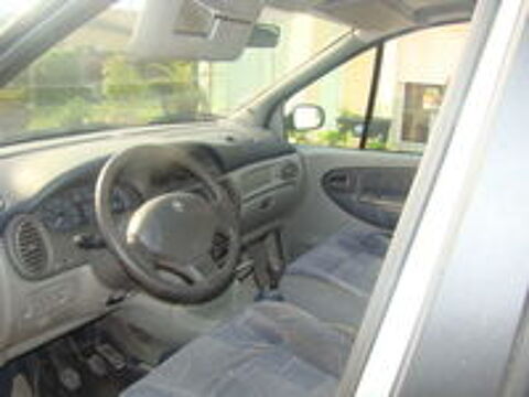 Grand Sc&eacute;nic II Grand Scenic 1.6 16V Authentique 7 pl 2000 occasion 26300 Chatuzange-le-Goubet