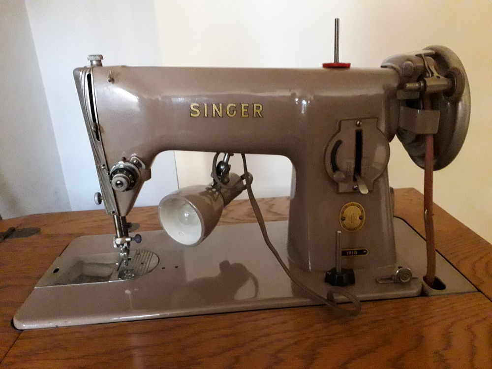 MACHINE A COUDRE SINGER ANCIENNE Electroménager