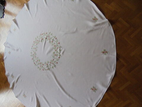 Nappe + serviettes BAYER (52) 30 Tours (37)